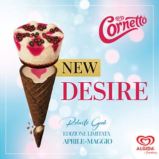copertina scatola celeste nuovo cornetto algida con panna bianca e amarena rosa